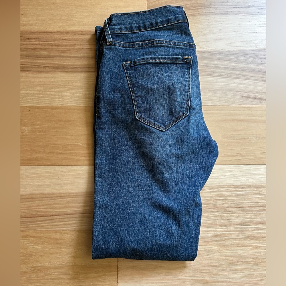 OLD NAVY Women’s Mid Rise Skinny Jeans Size 2